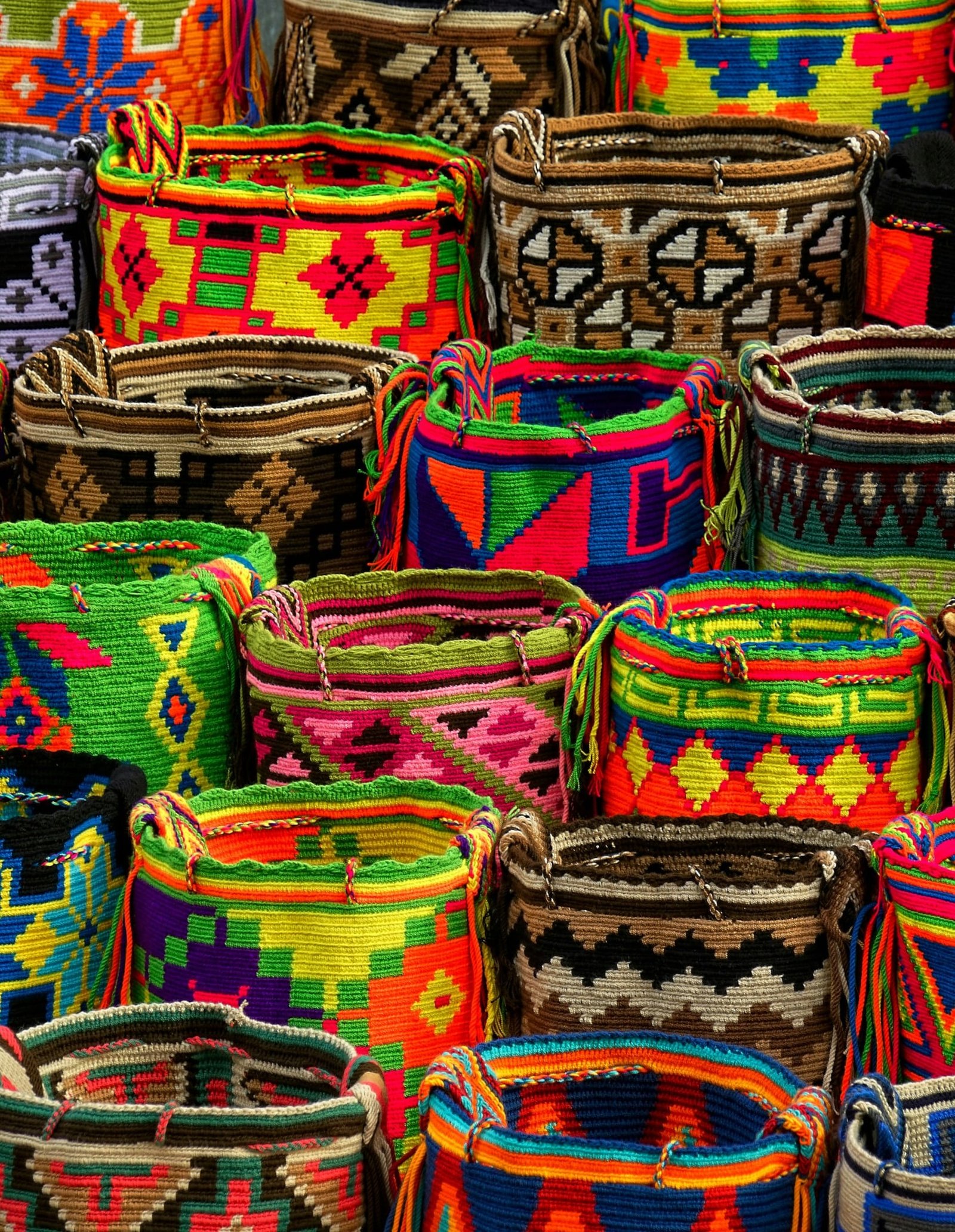 Mochila bags Image by Ricardo Gomez Angel Unsplash